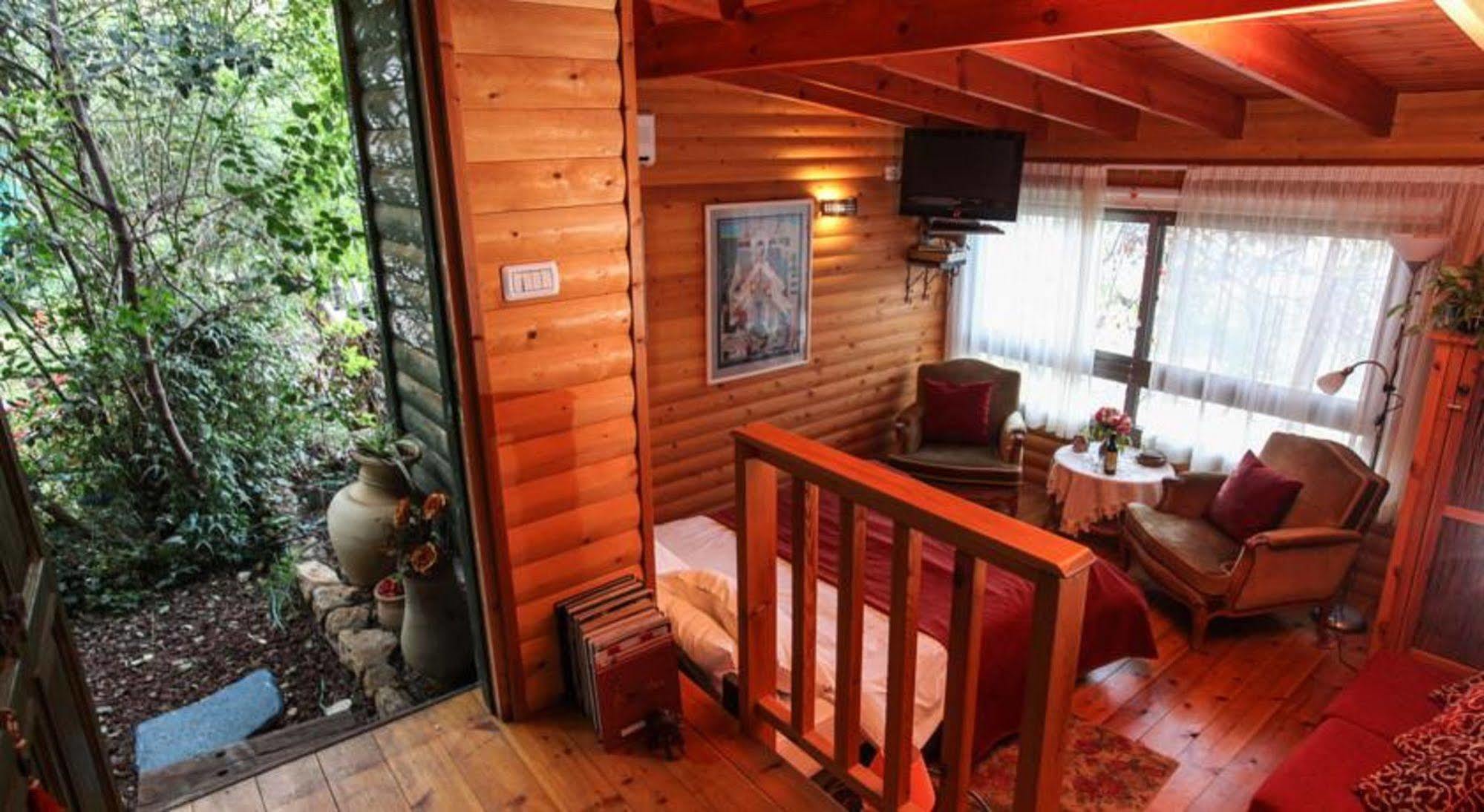 Havaya Ba Nof Lodge Rosh Pinna Exterior foto